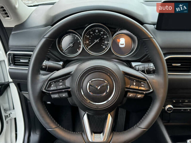 Мазда СХ-5 2023 в Полтаве на Automoto.ua Белый Мазда СХ-5, объемом двигателя 2.49 л и пробегом 30 тыс. км за 23500 $, фото 18 на Automoto.ua