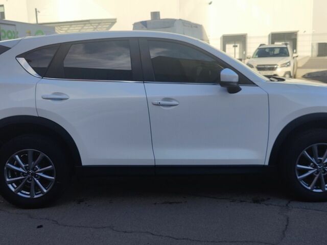 Белый Мазда СХ-5, объемом двигателя 2.5 л и пробегом 34 тыс. км за 23300 $, фото 6 на Automoto.ua