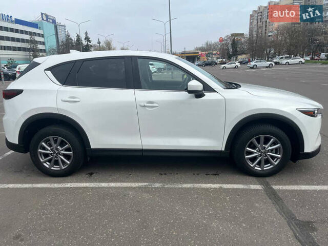 Белый Мазда СХ-5, объемом двигателя 2.49 л и пробегом 12 тыс. км за 26499 $, фото 1 на Automoto.ua