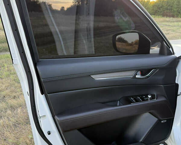 Белый Мазда СХ-5, объемом двигателя 2.49 л и пробегом 22 тыс. км за 29500 $, фото 9 на Automoto.ua