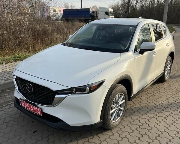 Белый Мазда СХ-5, объемом двигателя 2.49 л и пробегом 13 тыс. км за 24900 $, фото 2 на Automoto.ua