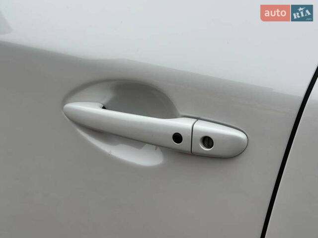 Белый Мазда СХ-5, объемом двигателя 2.5 л и пробегом 42 тыс. км за 22800 $, фото 42 на Automoto.ua