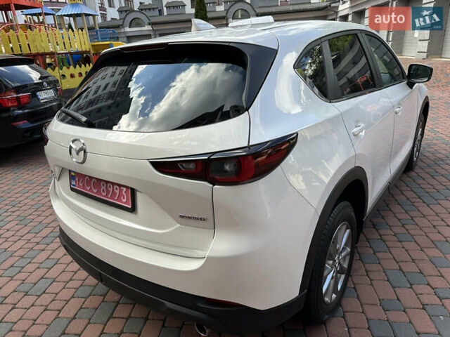 Білий Мазда СХ-5, об'ємом двигуна 2 л та пробігом 33 тис. км за 25650 $, фото 85 на Automoto.ua