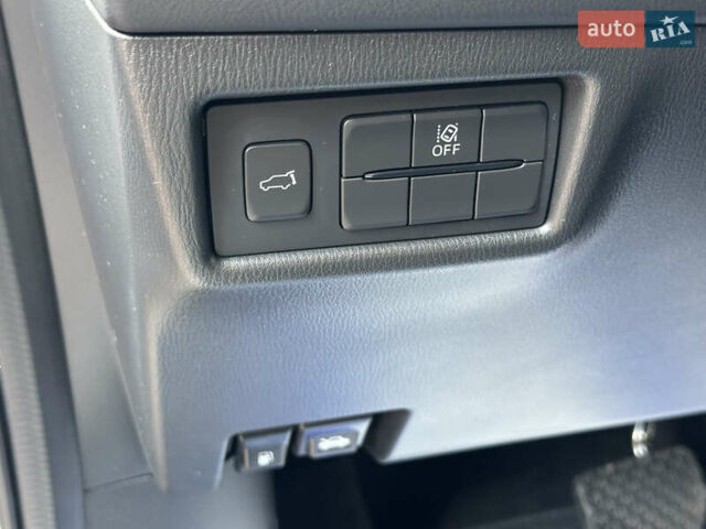 Білий Мазда СХ-5, об'ємом двигуна 2 л та пробігом 33 тис. км за 25650 $, фото 123 на Automoto.ua