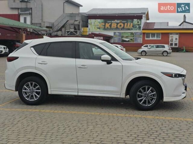 Белый Мазда СХ-5, объемом двигателя 2.49 л и пробегом 6 тыс. км за 26800 $, фото 5 на Automoto.ua