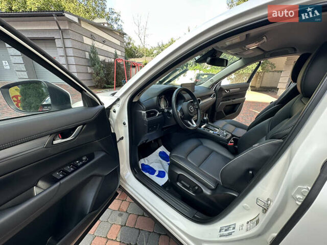 Білий Мазда СХ-5, об'ємом двигуна 2 л та пробігом 33 тис. км за 25650 $, фото 129 на Automoto.ua