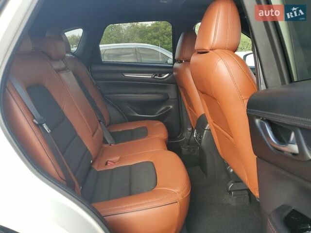 Білий Мазда СХ-5, об'ємом двигуна 2.49 л та пробігом 9 тис. км за 7000 $, фото 10 на Automoto.ua