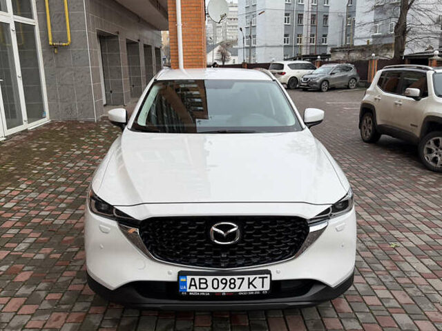 Белый Мазда СХ-5, объемом двигателя 2 л и пробегом 25 тыс. км за 30400 $, фото 1 на Automoto.ua