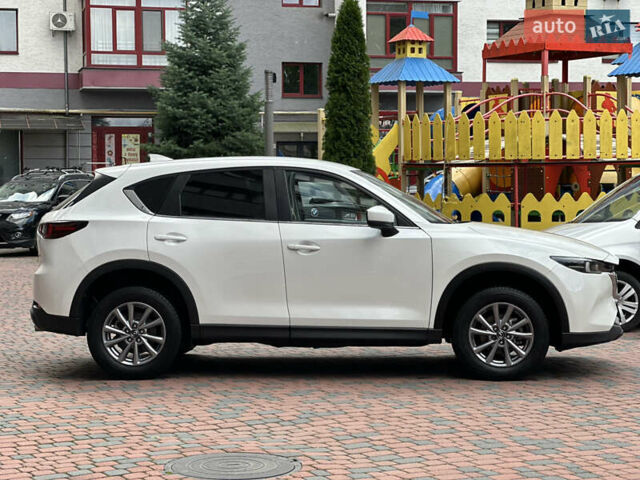 Білий Мазда СХ-5, об'ємом двигуна 2 л та пробігом 33 тис. км за 25650 $, фото 7 на Automoto.ua