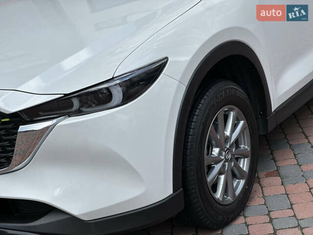 Білий Мазда СХ-5, об'ємом двигуна 2 л та пробігом 33 тис. км за 25650 $, фото 23 на Automoto.ua