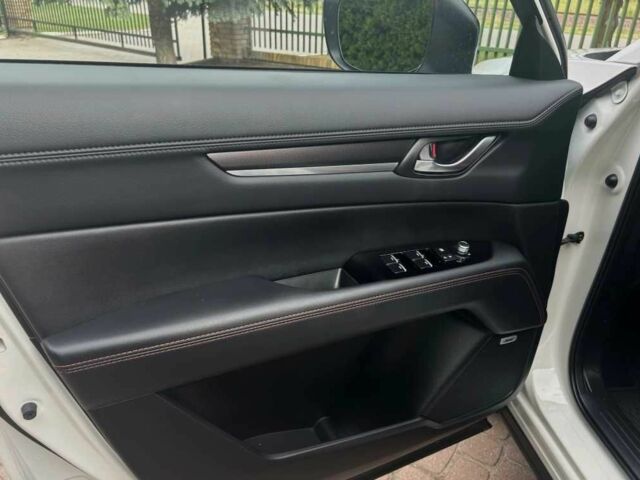 Білий Мазда СХ-5, об'ємом двигуна 2.5 л та пробігом 66 тис. км за 12400 $, фото 18 на Automoto.ua