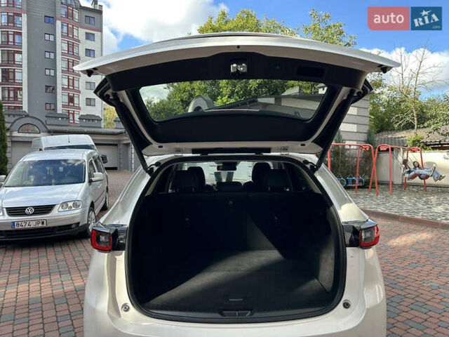 Білий Мазда СХ-5, об'ємом двигуна 2 л та пробігом 33 тис. км за 25650 $, фото 182 на Automoto.ua