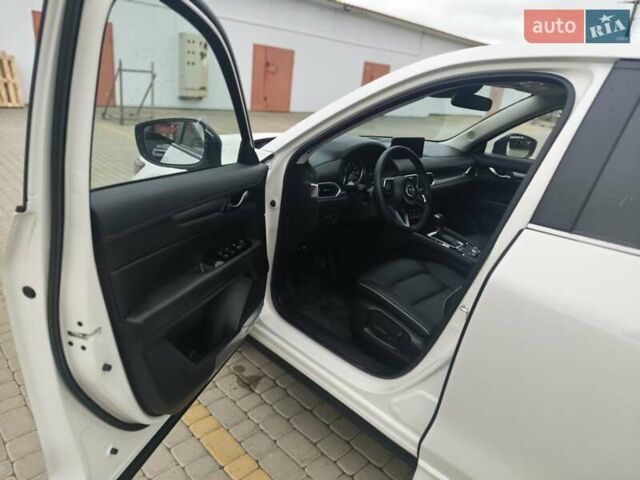 Белый Мазда СХ-5, объемом двигателя 2.49 л и пробегом 6 тыс. км за 26800 $, фото 7 на Automoto.ua