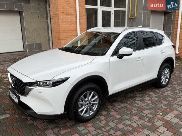 Белый Мазда СХ-5, объемом двигателя 2 л и пробегом 25 тыс. км за 30400 $, фото 10 на Automoto.ua