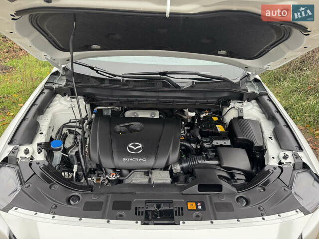 Белый Мазда СХ-5, объемом двигателя 2.49 л и пробегом 13 тыс. км за 26700 $, фото 32 на Automoto.ua