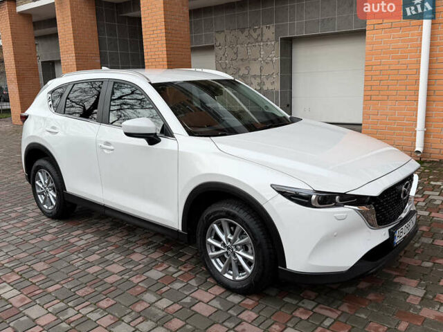 Белый Мазда СХ-5, объемом двигателя 2 л и пробегом 25 тыс. км за 30400 $, фото 2 на Automoto.ua
