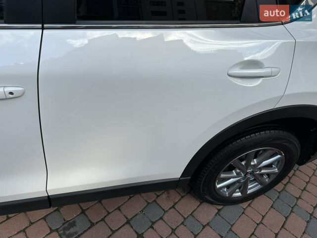 Білий Мазда СХ-5, об'ємом двигуна 2 л та пробігом 33 тис. км за 25650 $, фото 92 на Automoto.ua