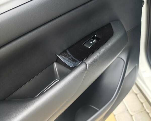 Белый Мазда СХ-5, объемом двигателя 2.49 л и пробегом 6 тыс. км за 26800 $, фото 6 на Automoto.ua