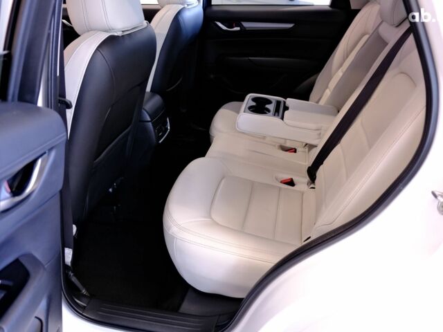 Белый Мазда СХ-5, объемом двигателя 2.5 л и пробегом 7 тыс. км за 25900 $, фото 7 на Automoto.ua