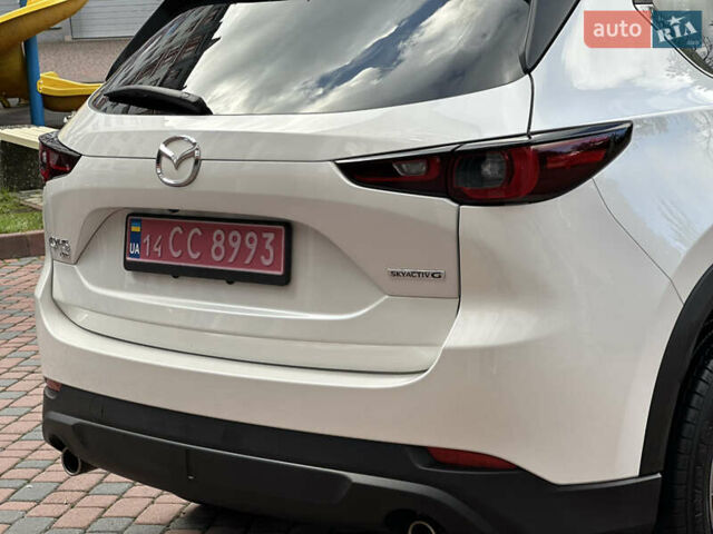 Білий Мазда СХ-5, об'ємом двигуна 2 л та пробігом 33 тис. км за 25650 $, фото 36 на Automoto.ua