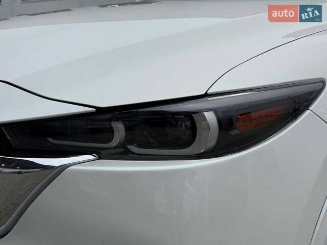 Білий Мазда СХ-5, об'ємом двигуна 2.49 л та пробігом 15 тис. км за 29999 $, фото 26 на Automoto.ua