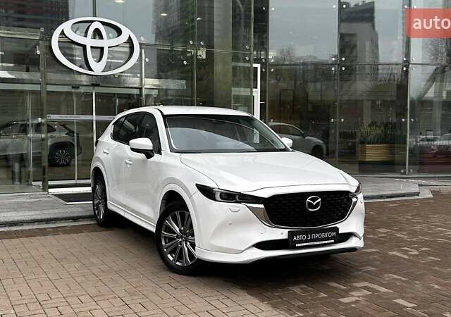 Белый Мазда СХ-5, объемом двигателя 2.49 л и пробегом 27 тыс. км за 32537 $, фото 17 на Automoto.ua