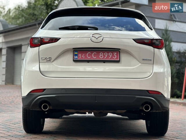Білий Мазда СХ-5, об'ємом двигуна 2 л та пробігом 33 тис. км за 25650 $, фото 17 на Automoto.ua