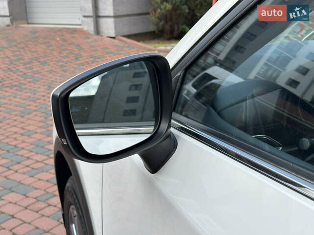 Білий Мазда СХ-5, об'ємом двигуна 2 л та пробігом 33 тис. км за 25650 $, фото 65 на Automoto.ua