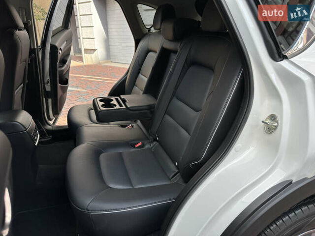 Білий Мазда СХ-5, об'ємом двигуна 2 л та пробігом 33 тис. км за 25650 $, фото 162 на Automoto.ua