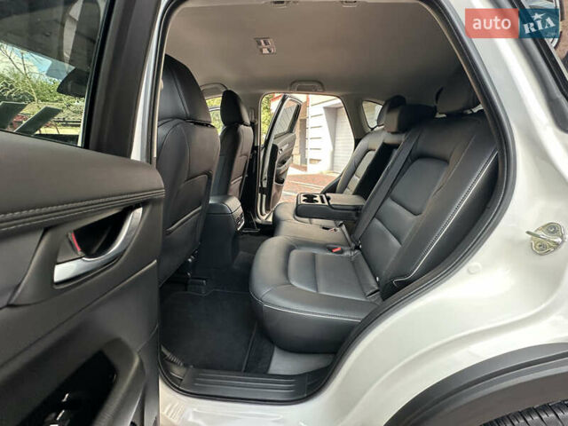 Білий Мазда СХ-5, об'ємом двигуна 2 л та пробігом 33 тис. км за 25650 $, фото 169 на Automoto.ua