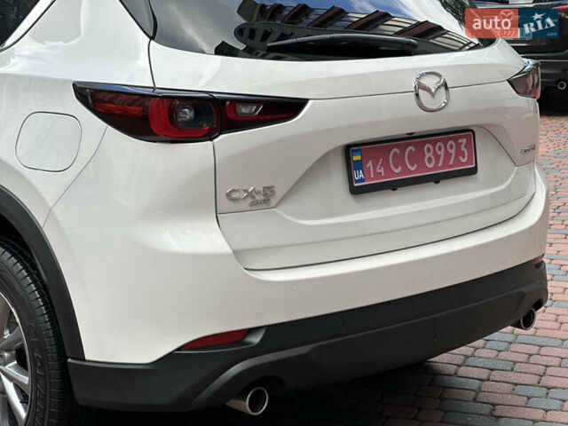Білий Мазда СХ-5, об'ємом двигуна 2 л та пробігом 33 тис. км за 25650 $, фото 39 на Automoto.ua