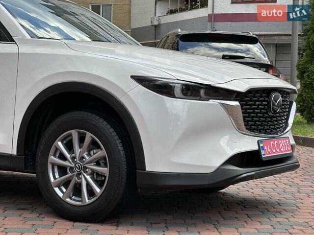 Білий Мазда СХ-5, об'ємом двигуна 2 л та пробігом 33 тис. км за 25650 $, фото 29 на Automoto.ua