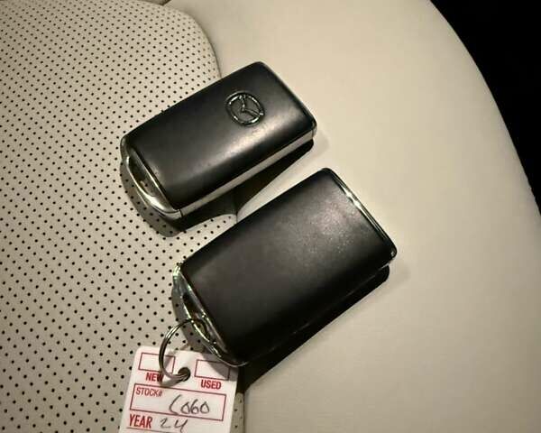 Білий Мазда СХ-5, об'ємом двигуна 2.49 л та пробігом 13 тис. км за 27500 $, фото 33 на Automoto.ua