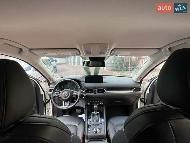 Білий Мазда СХ-5, об'ємом двигуна 2 л та пробігом 33 тис. км за 25650 $, фото 137 на Automoto.ua