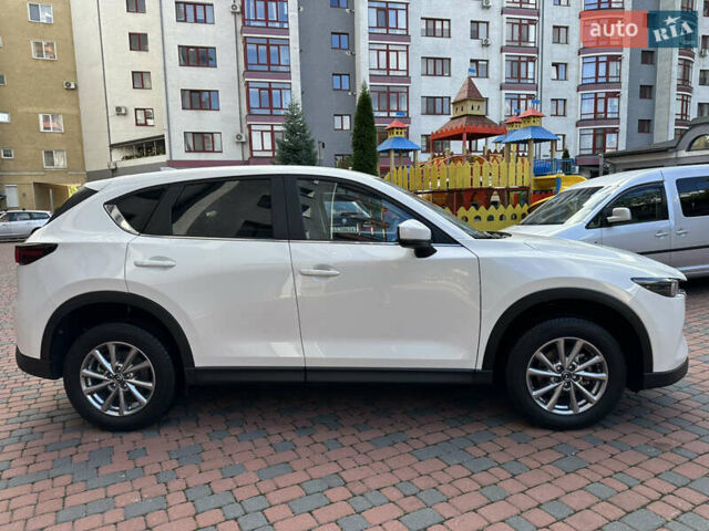 Білий Мазда СХ-5, об'ємом двигуна 2 л та пробігом 33 тис. км за 25650 $, фото 84 на Automoto.ua