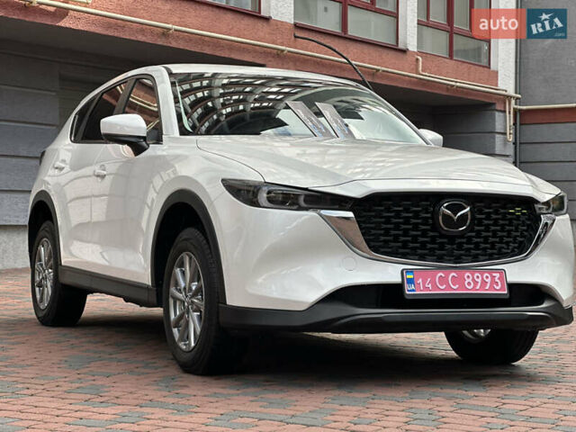 Білий Мазда СХ-5, об'ємом двигуна 2 л та пробігом 33 тис. км за 25650 $, фото 14 на Automoto.ua