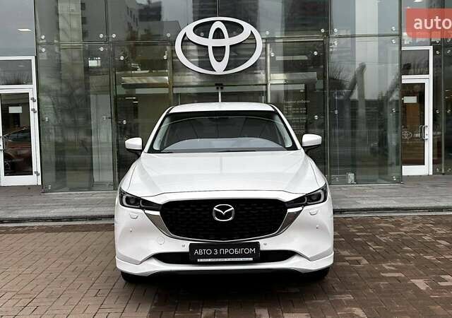 Белый Мазда СХ-5, объемом двигателя 2.49 л и пробегом 27 тыс. км за 32537 $, фото 4 на Automoto.ua