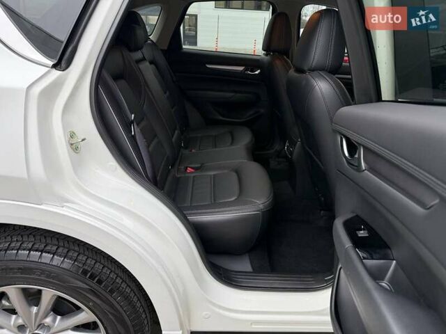 Білий Мазда СХ-5, об'ємом двигуна 2.49 л та пробігом 15 тис. км за 29999 $, фото 19 на Automoto.ua