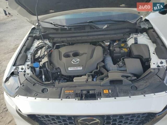 Білий Мазда СХ-5, об'ємом двигуна 2.49 л та пробігом 9 тис. км за 7000 $, фото 11 на Automoto.ua