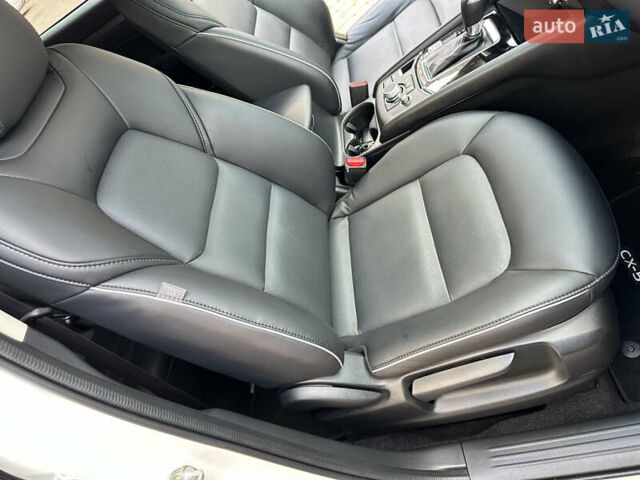 Білий Мазда СХ-5, об'ємом двигуна 2 л та пробігом 33 тис. км за 25650 $, фото 151 на Automoto.ua
