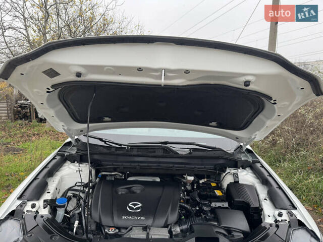 Белый Мазда СХ-5, объемом двигателя 2.49 л и пробегом 13 тыс. км за 26700 $, фото 33 на Automoto.ua