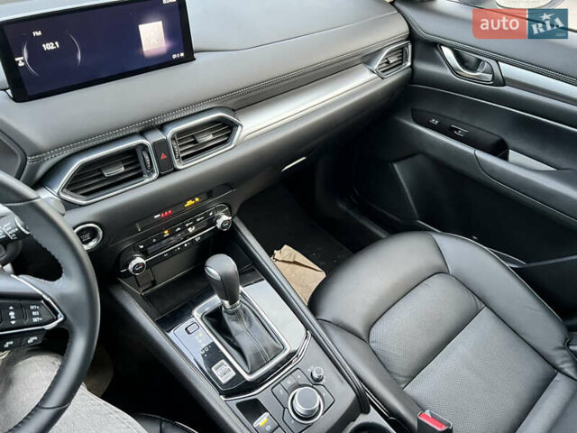 Белый Мазда СХ-5, объемом двигателя 2.49 л и пробегом 4 тыс. км за 26699 $, фото 6 на Automoto.ua