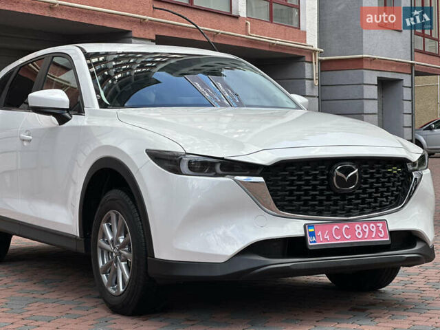 Білий Мазда СХ-5, об'ємом двигуна 2 л та пробігом 33 тис. км за 25650 $, фото 30 на Automoto.ua