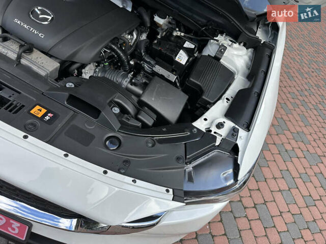 Білий Мазда СХ-5, об'ємом двигуна 2 л та пробігом 33 тис. км за 25650 $, фото 194 на Automoto.ua