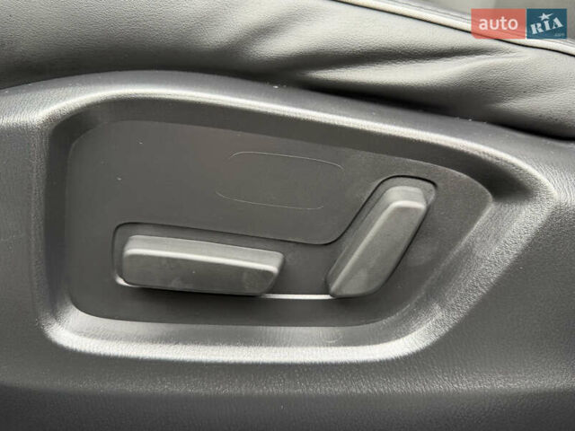 Белый Мазда СХ-5, объемом двигателя 2 л и пробегом 25 тыс. км за 30400 $, фото 26 на Automoto.ua