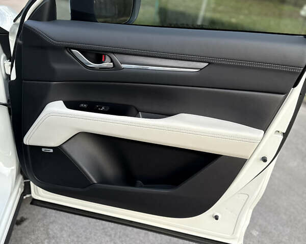 Білий Мазда СХ-5, об'ємом двигуна 2.49 л та пробігом 13 тис. км за 27500 $, фото 30 на Automoto.ua