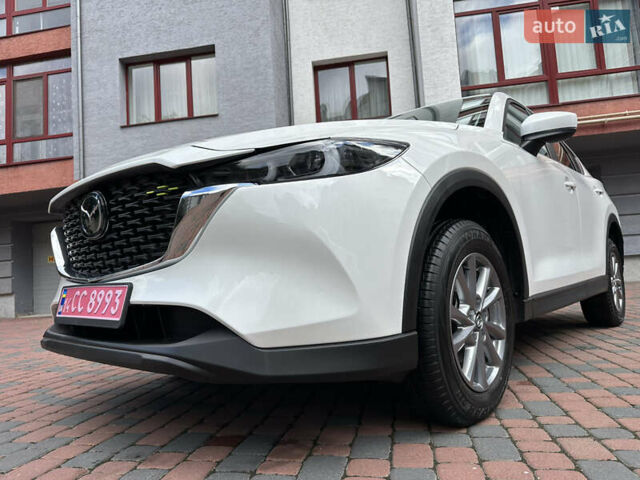 Білий Мазда СХ-5, об'ємом двигуна 2 л та пробігом 33 тис. км за 25650 $, фото 56 на Automoto.ua