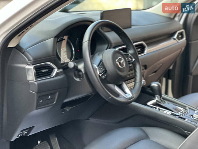 Білий Мазда СХ-5, об'ємом двигуна 2 л та пробігом 33 тис. км за 25650 $, фото 124 на Automoto.ua