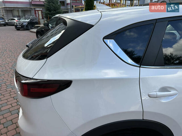 Білий Мазда СХ-5, об'ємом двигуна 2 л та пробігом 33 тис. км за 25650 $, фото 95 на Automoto.ua