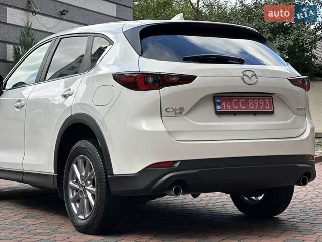 Білий Мазда СХ-5, об'ємом двигуна 2 л та пробігом 33 тис. км за 25650 $, фото 42 на Automoto.ua